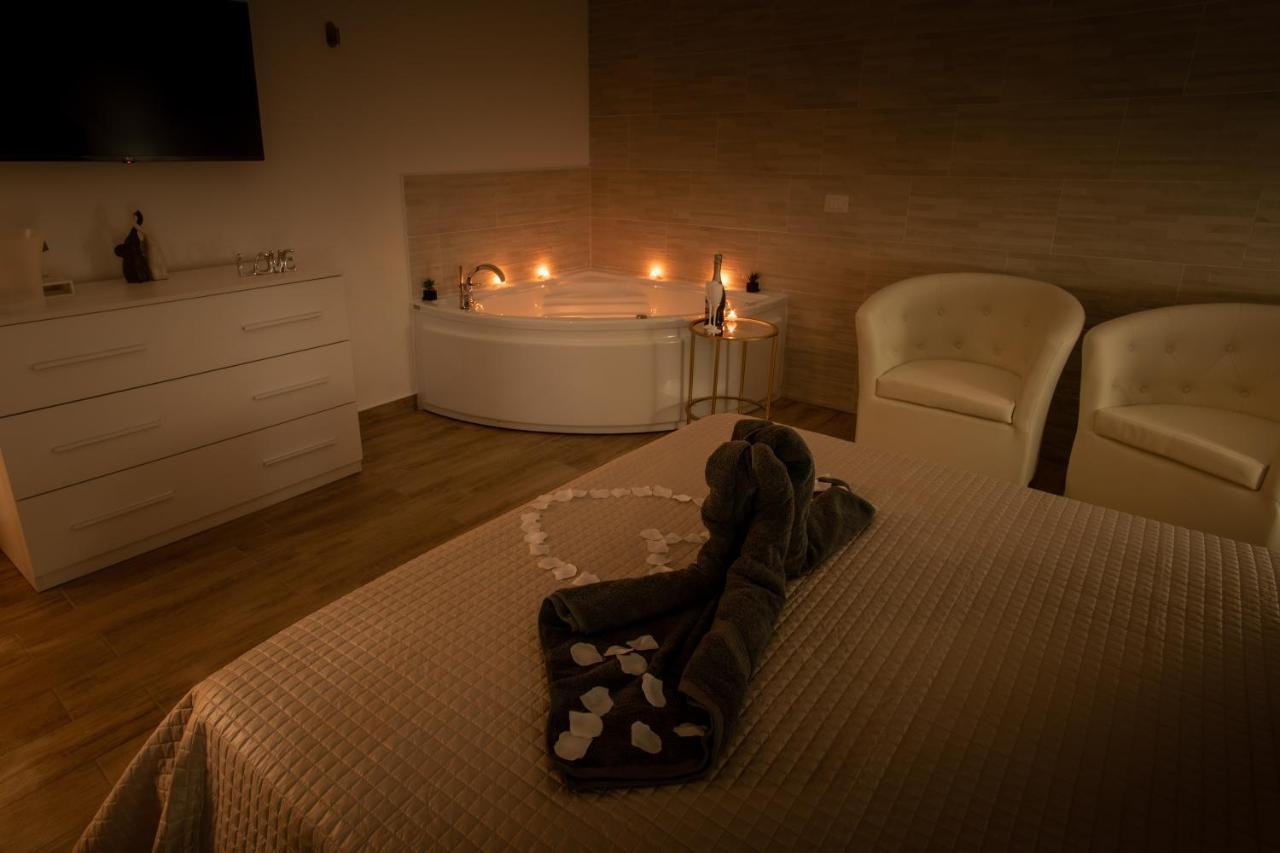 Ilioneo Apartments Napoli Dış mekan fotoğraf