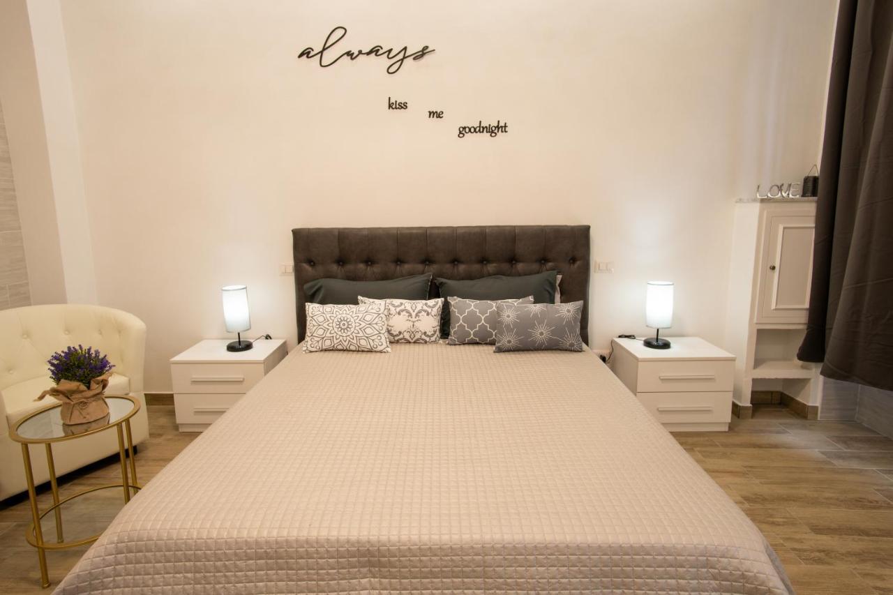 Ilioneo Apartments Napoli Dış mekan fotoğraf