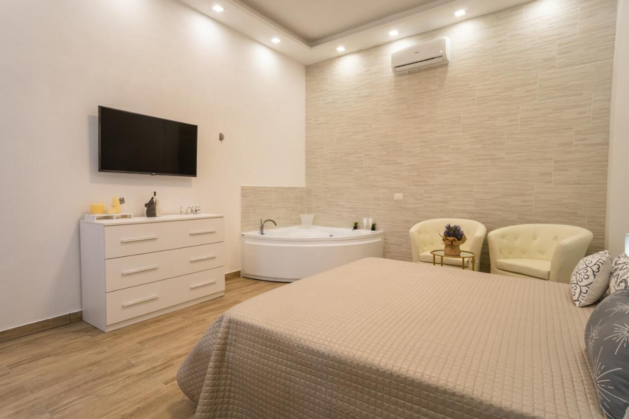 Ilioneo Apartments Napoli Dış mekan fotoğraf