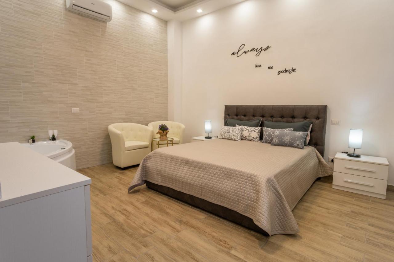 Ilioneo Apartments Napoli Dış mekan fotoğraf