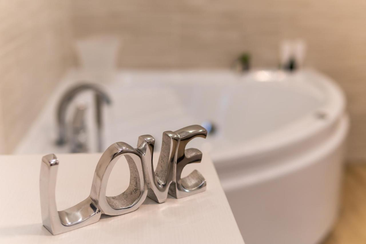 Ilioneo Apartments Napoli Dış mekan fotoğraf